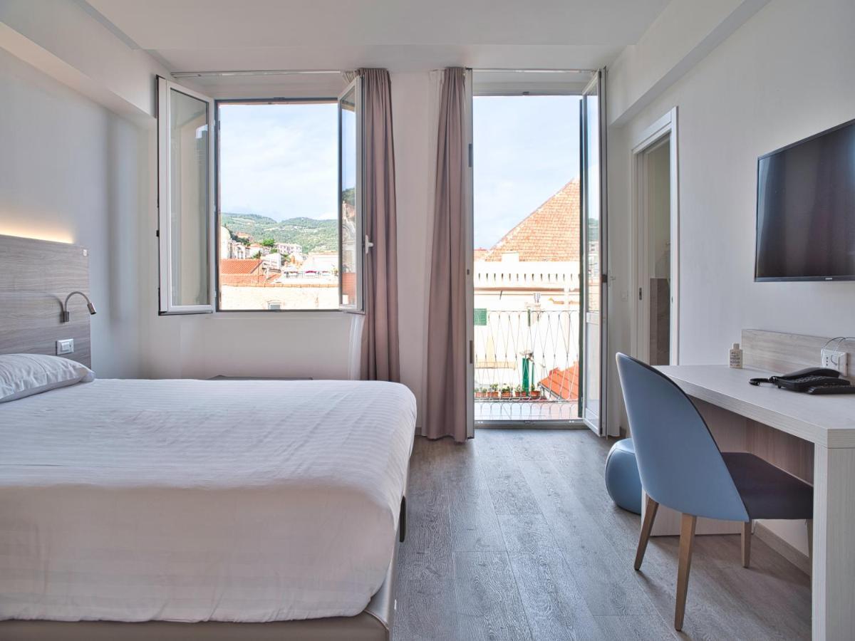 Hotel Medusa Finale Ligure Exterior foto