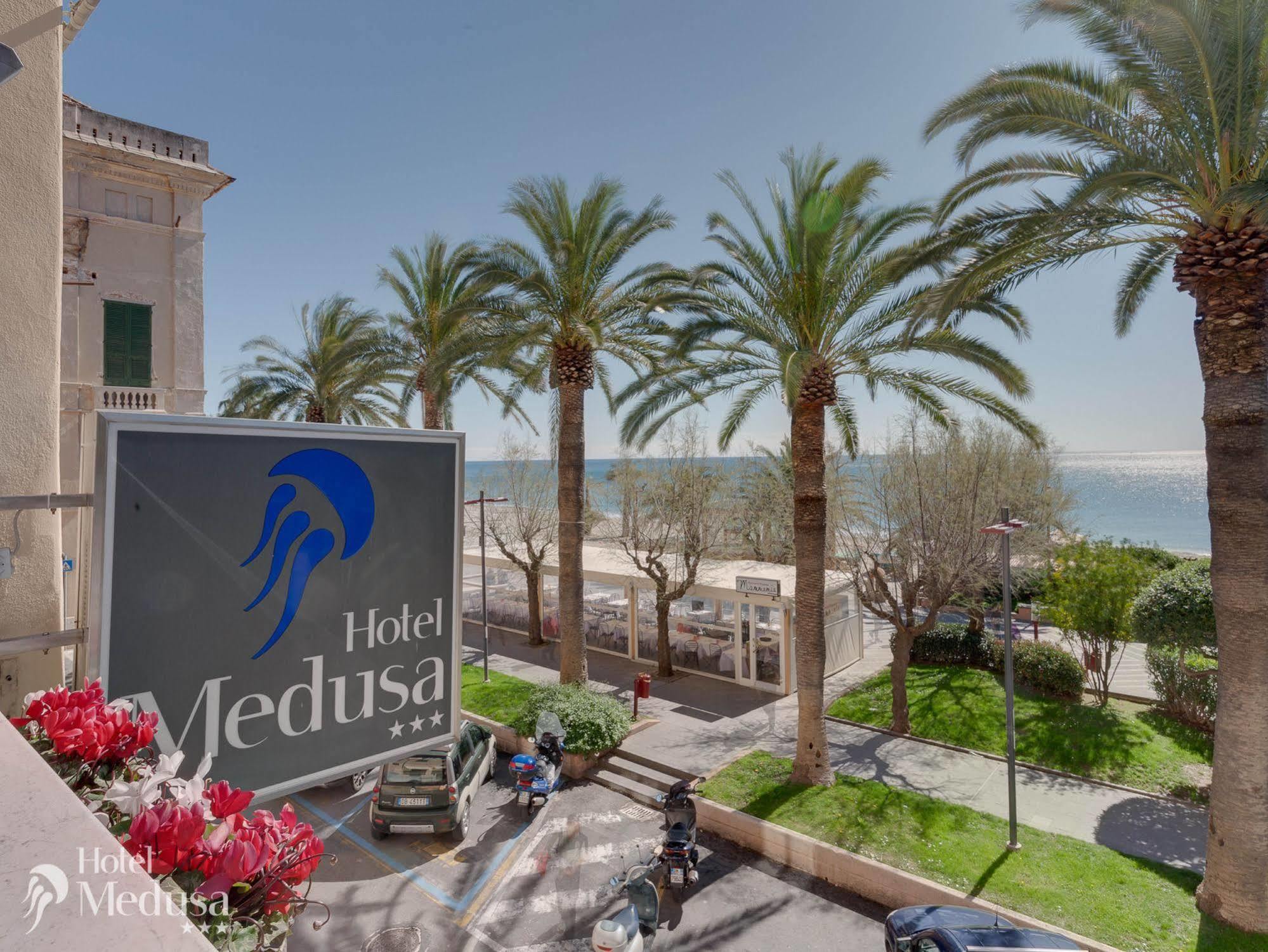 Hotel Medusa Finale Ligure Exterior foto